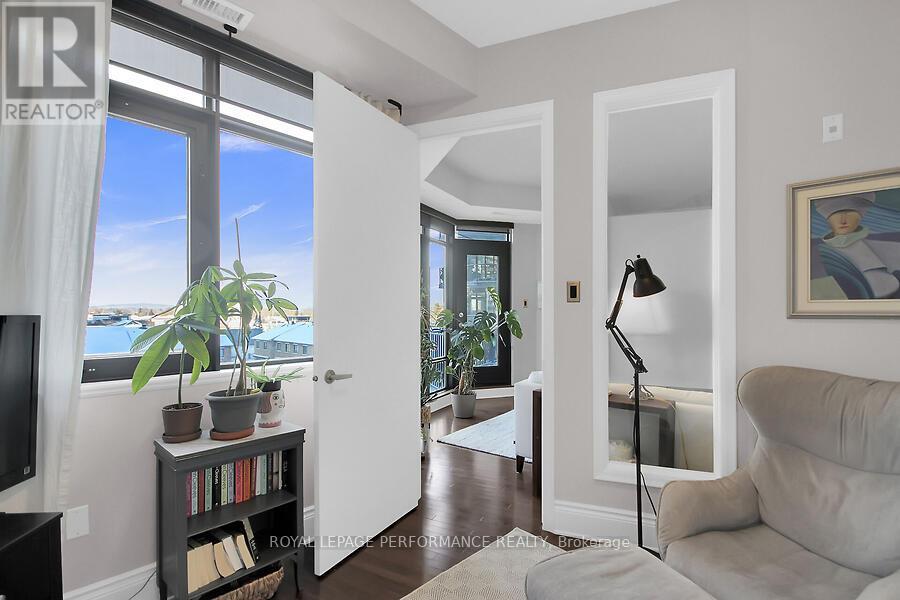 409 - 420 Berkley Avenue