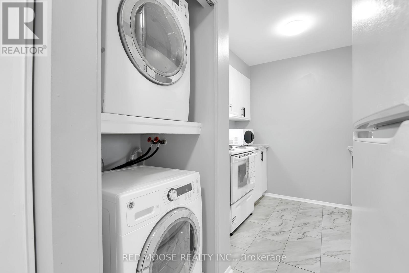 415 - 216 Viewmount Drive