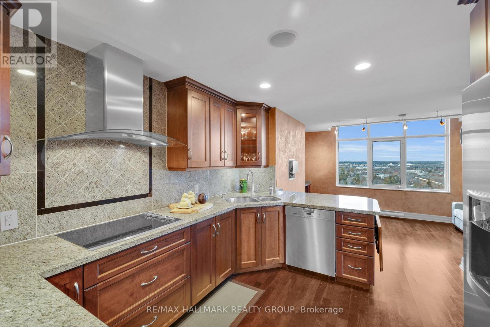 1406 - 3580 Rivergate Way