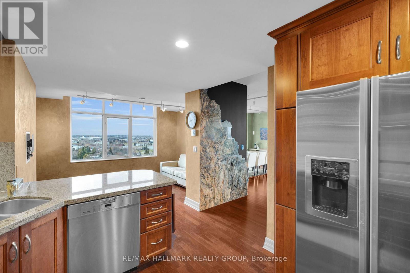 1406 - 3580 Rivergate Way