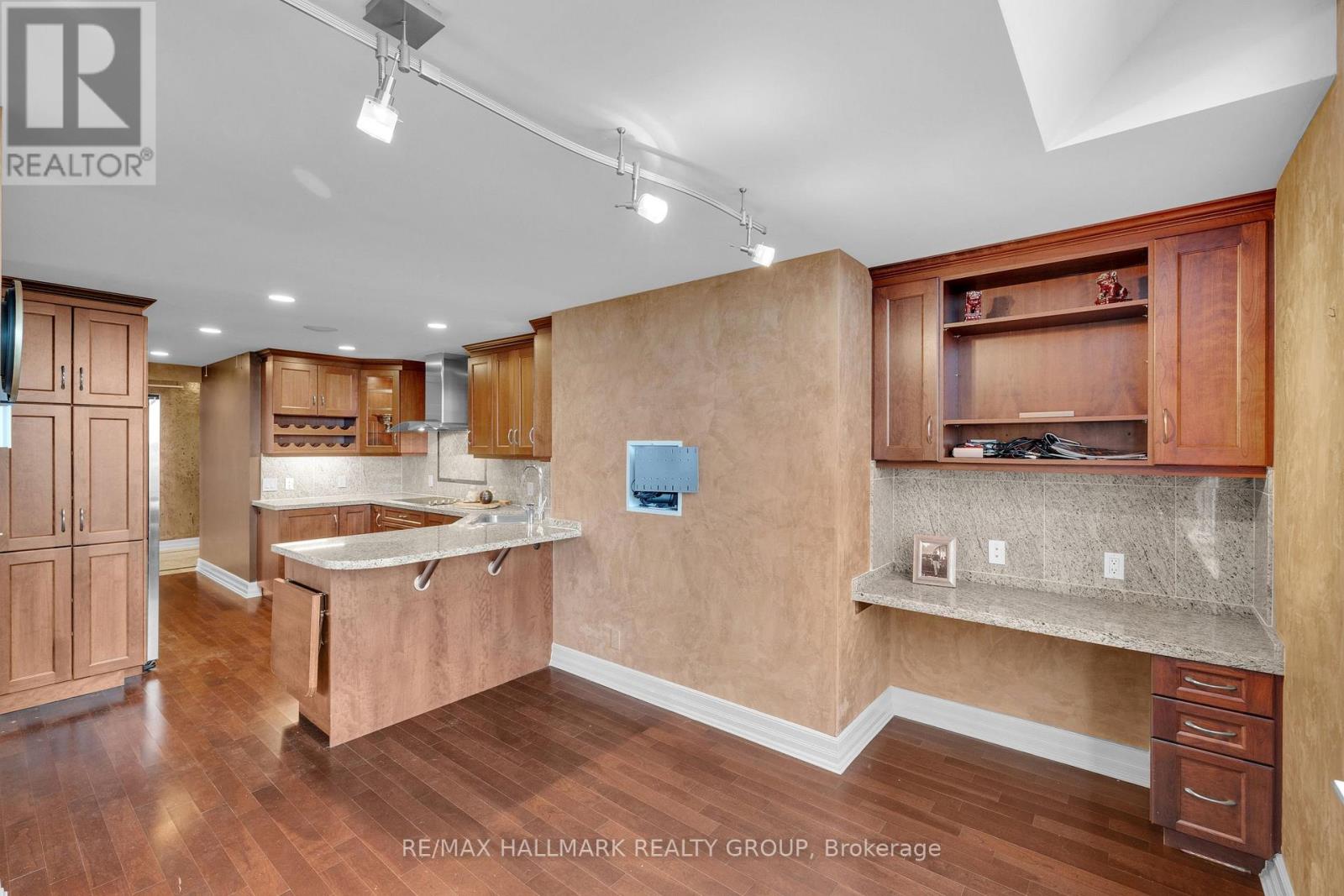 1406 - 3580 Rivergate Way