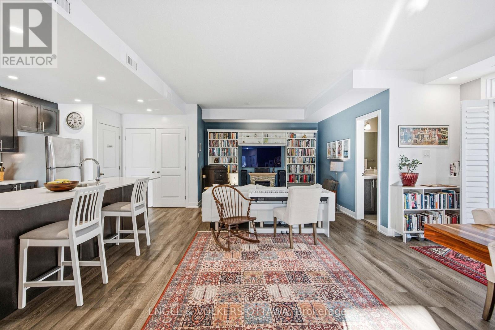 B - 310 Tulum Crescent