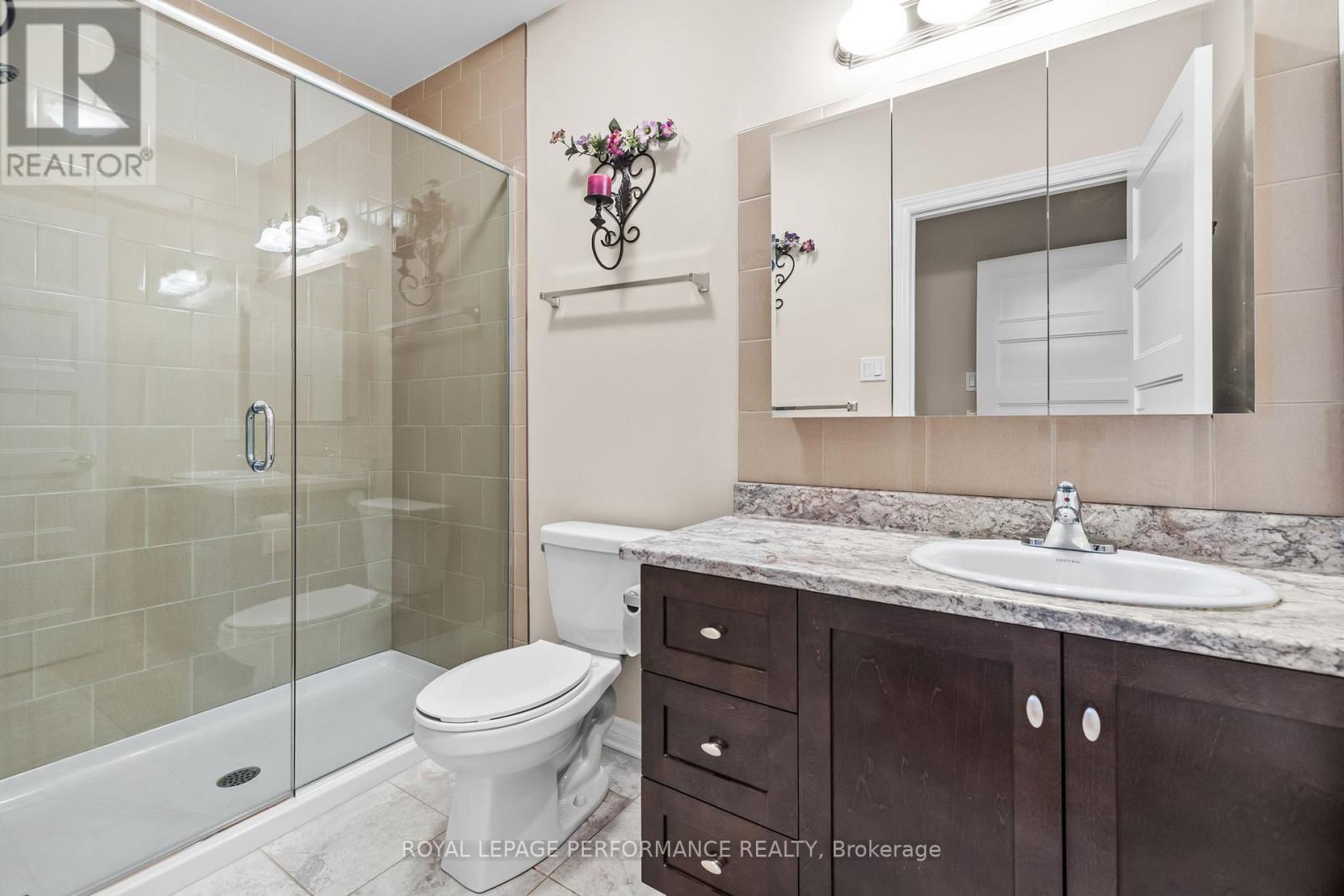 205 - 300 Solstice Crescent