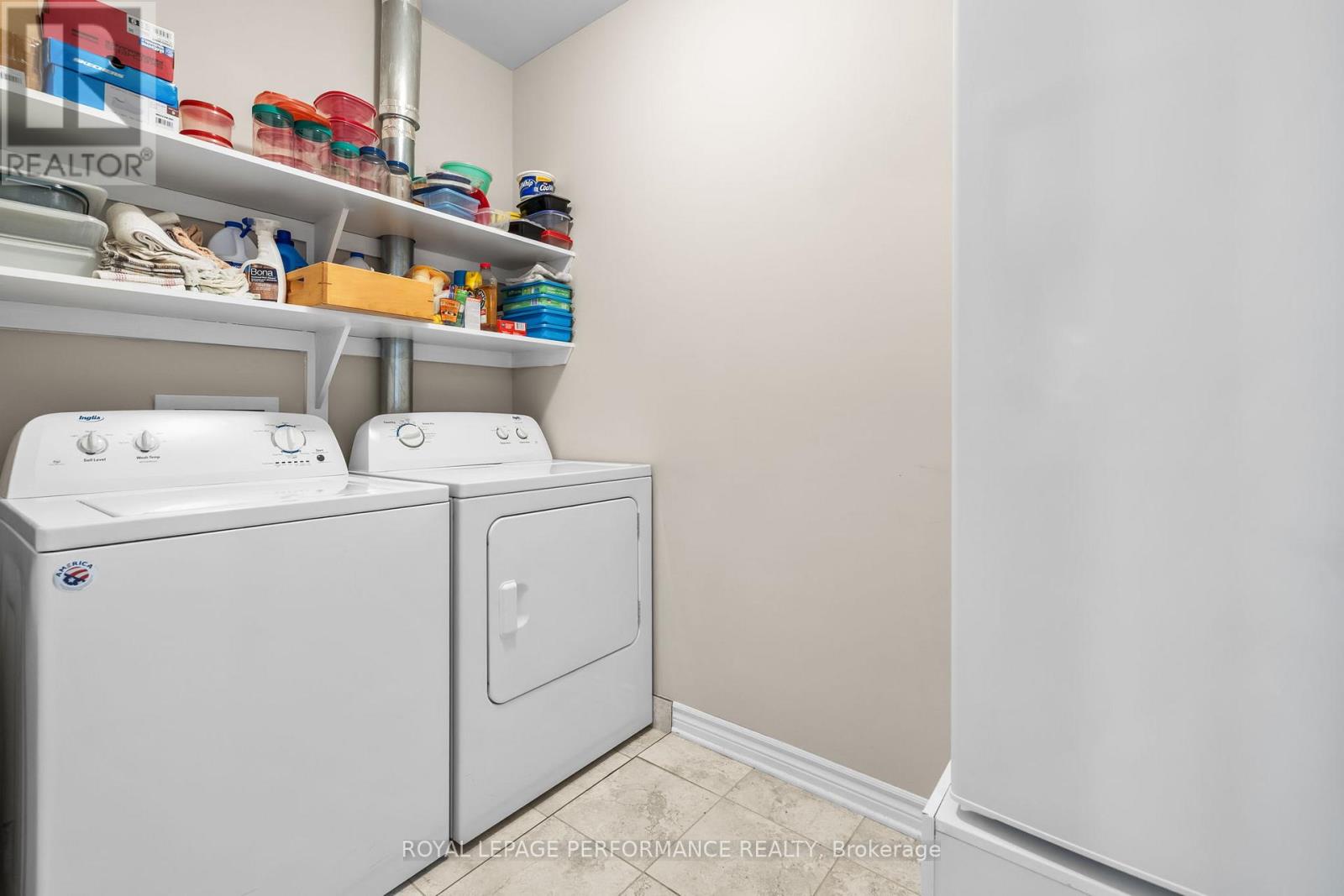 205 - 300 Solstice Crescent