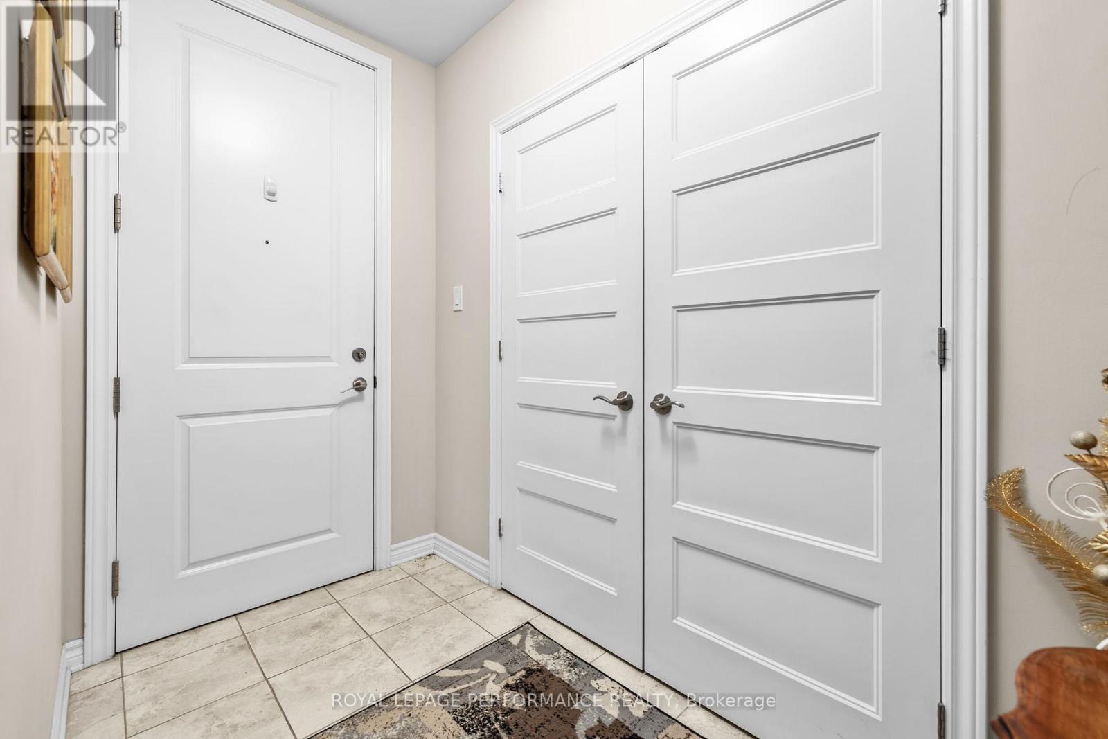 205 - 300 Solstice Crescent