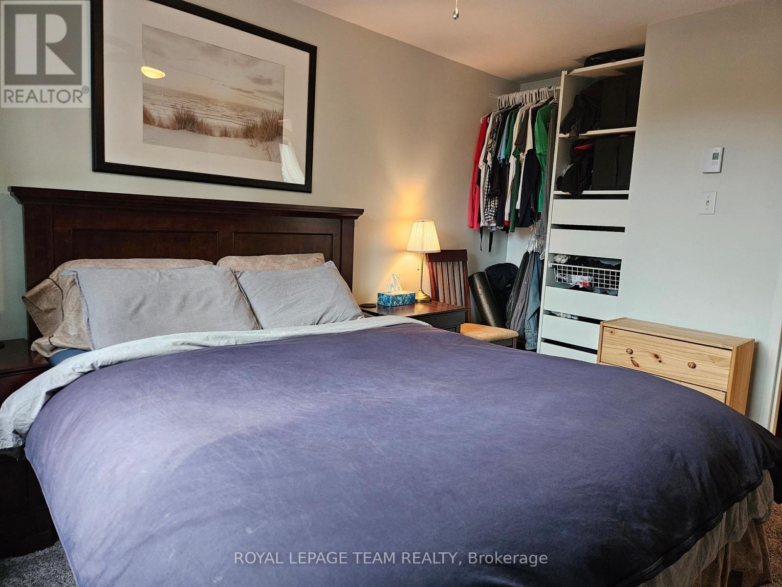 5 - 522 Riverdale Avenue