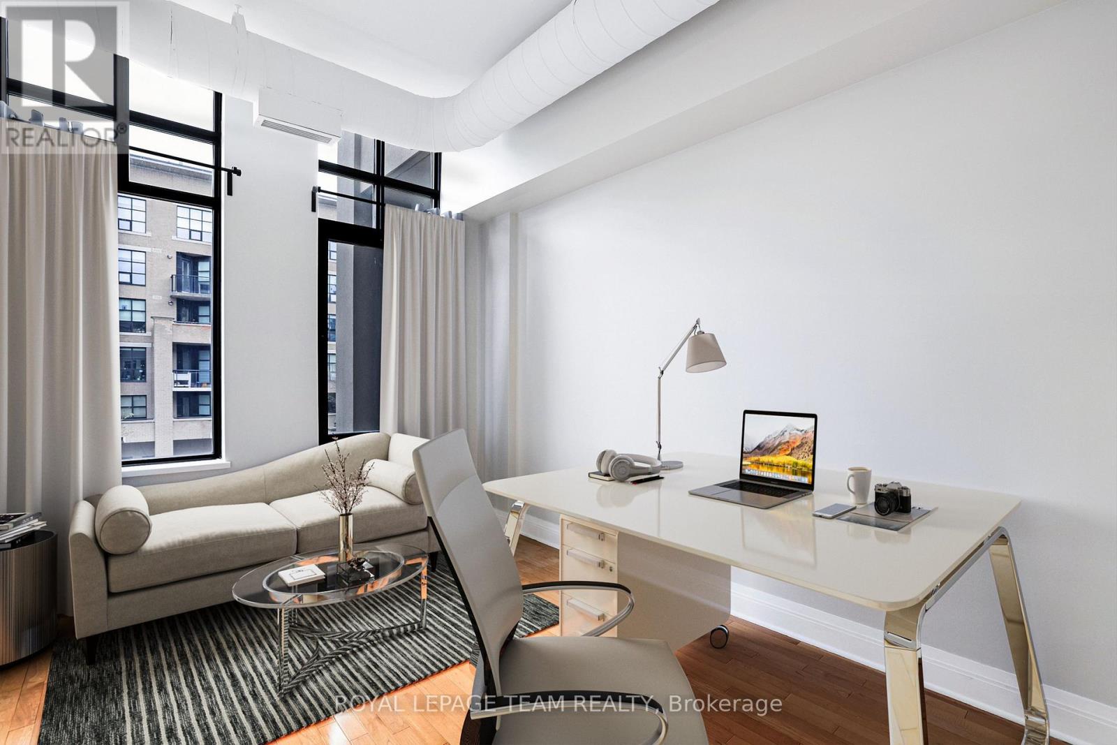 203 - 300 Powell Avenue