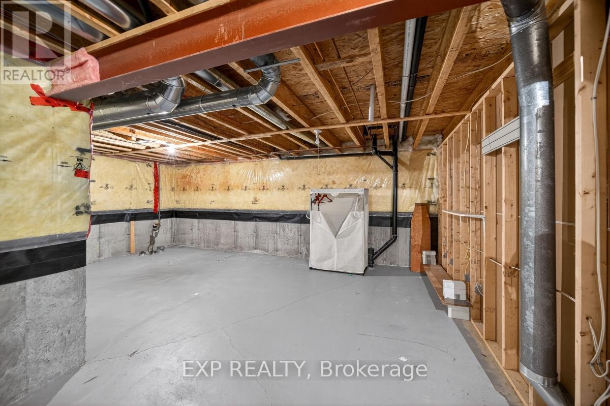 215 Cairnsmore Circle