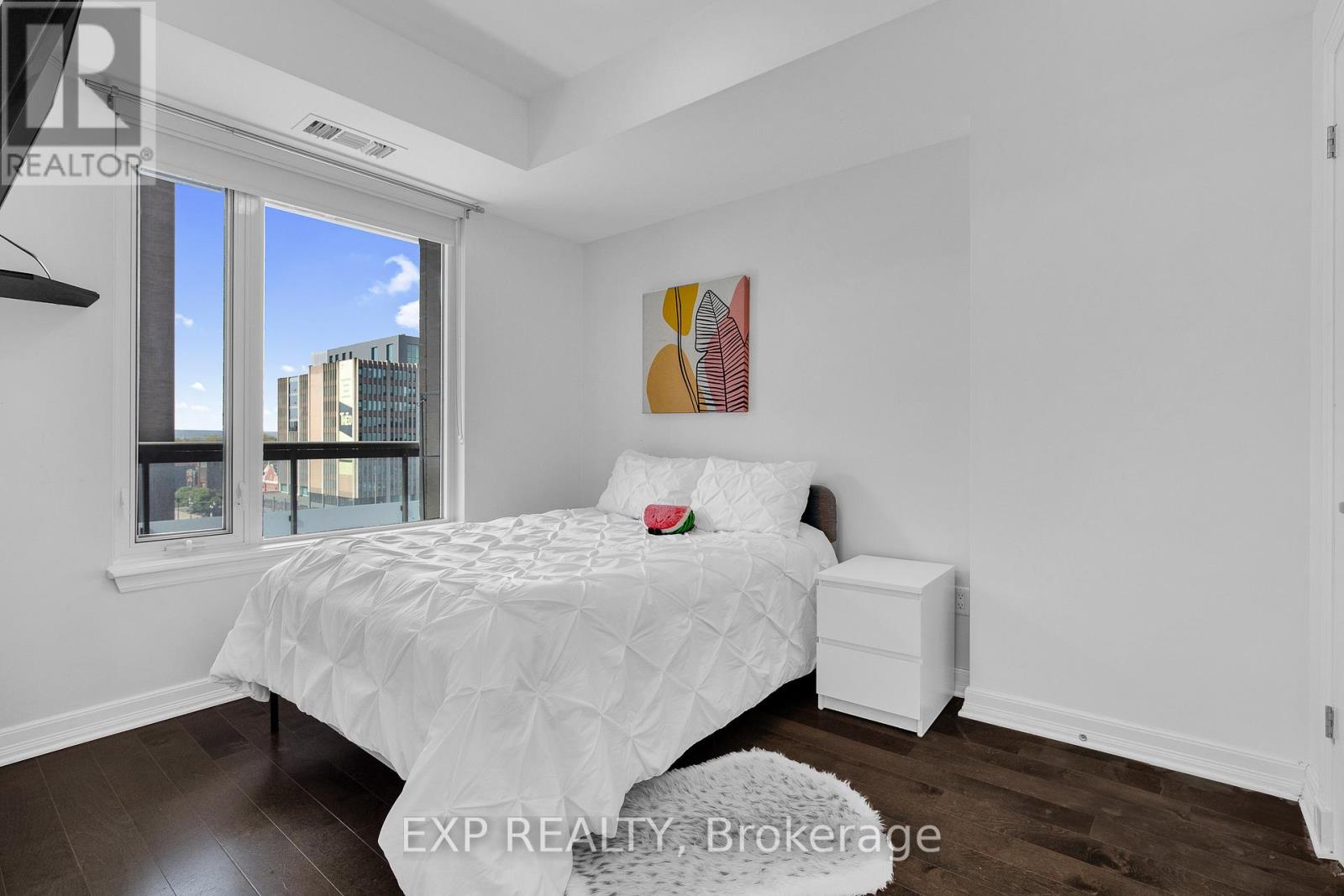 612 - 238 Besserer Street