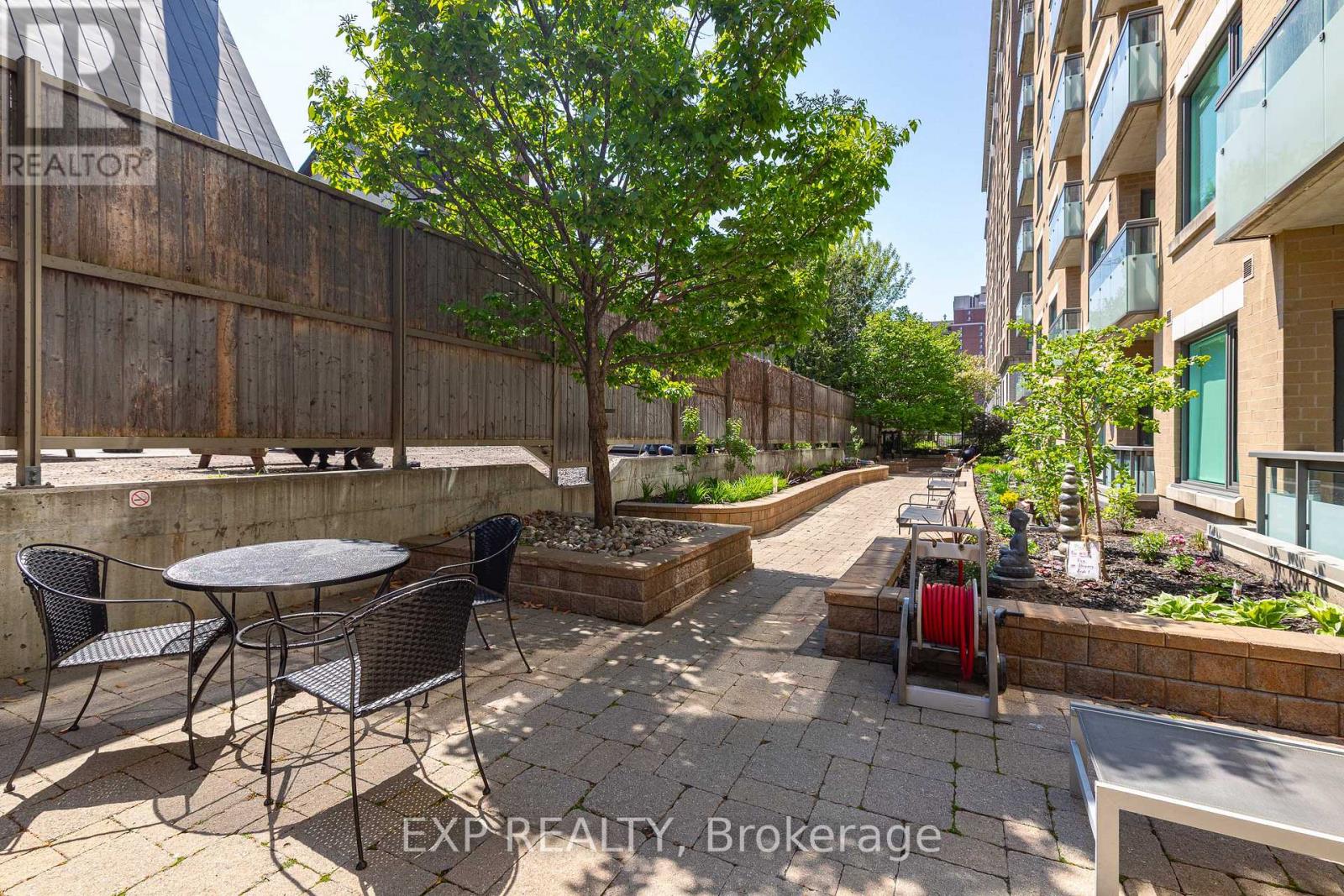 612 - 238 Besserer Street