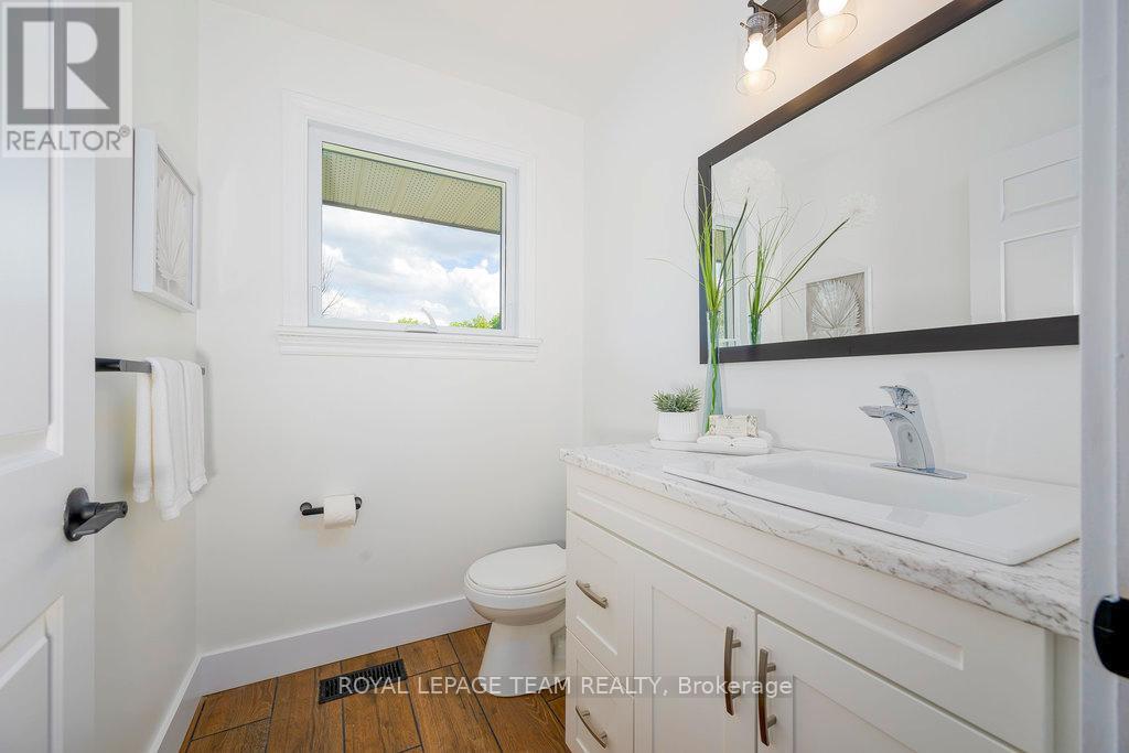 517 Donald B. Munro Drive