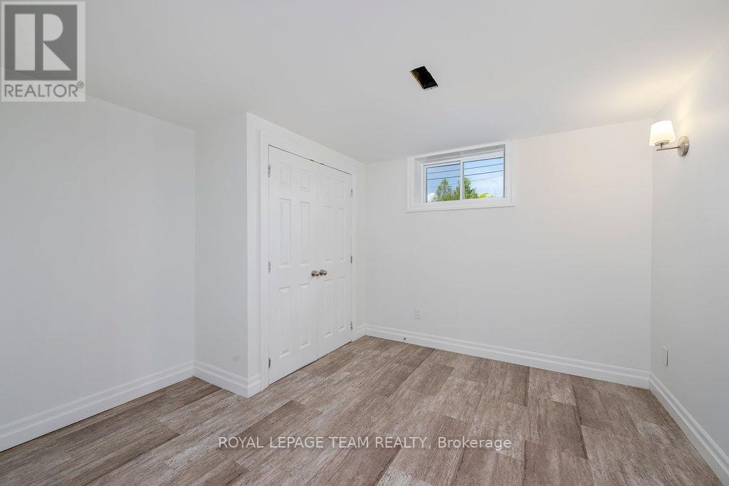 517 Donald B. Munro Drive