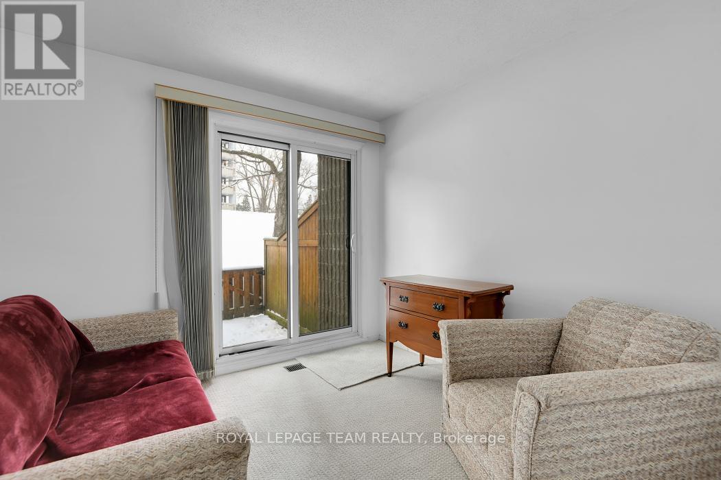 1137 Ambleside Drive