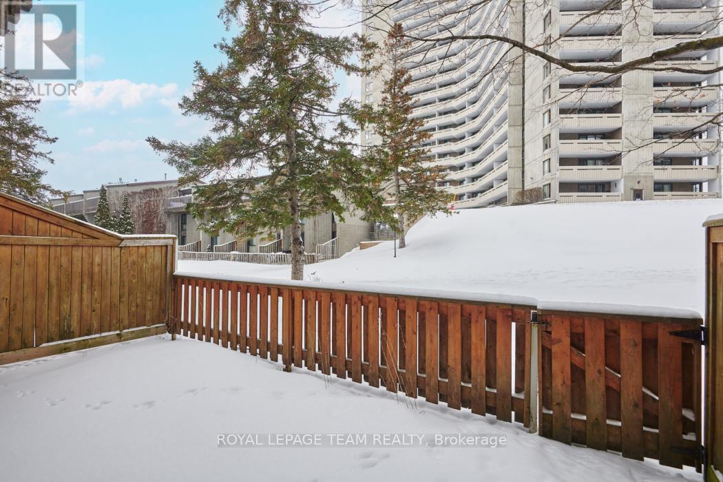 16 - 1137 Ambleside Drive