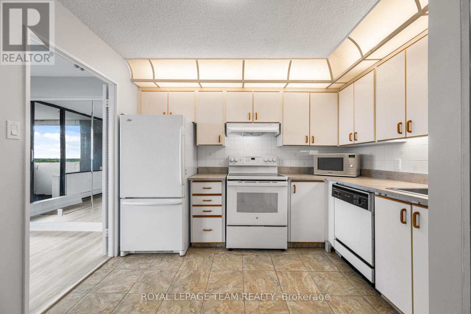 1607 - 1285 Cahill Drive