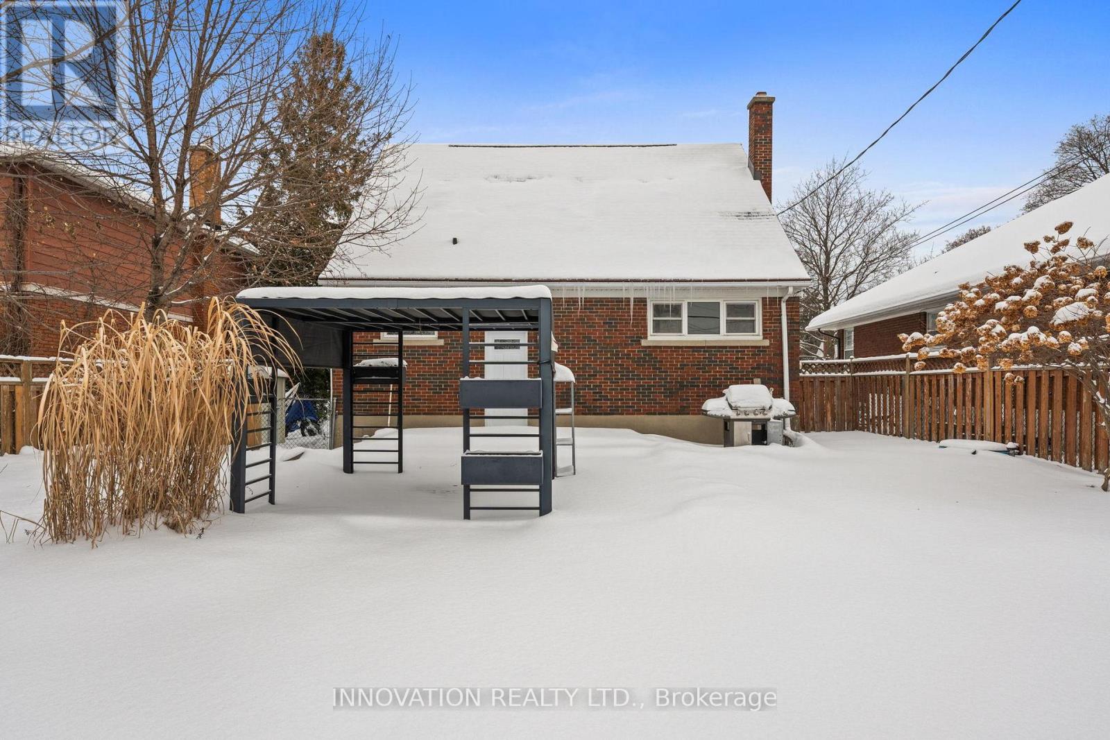 542 Wolffdale Crescent