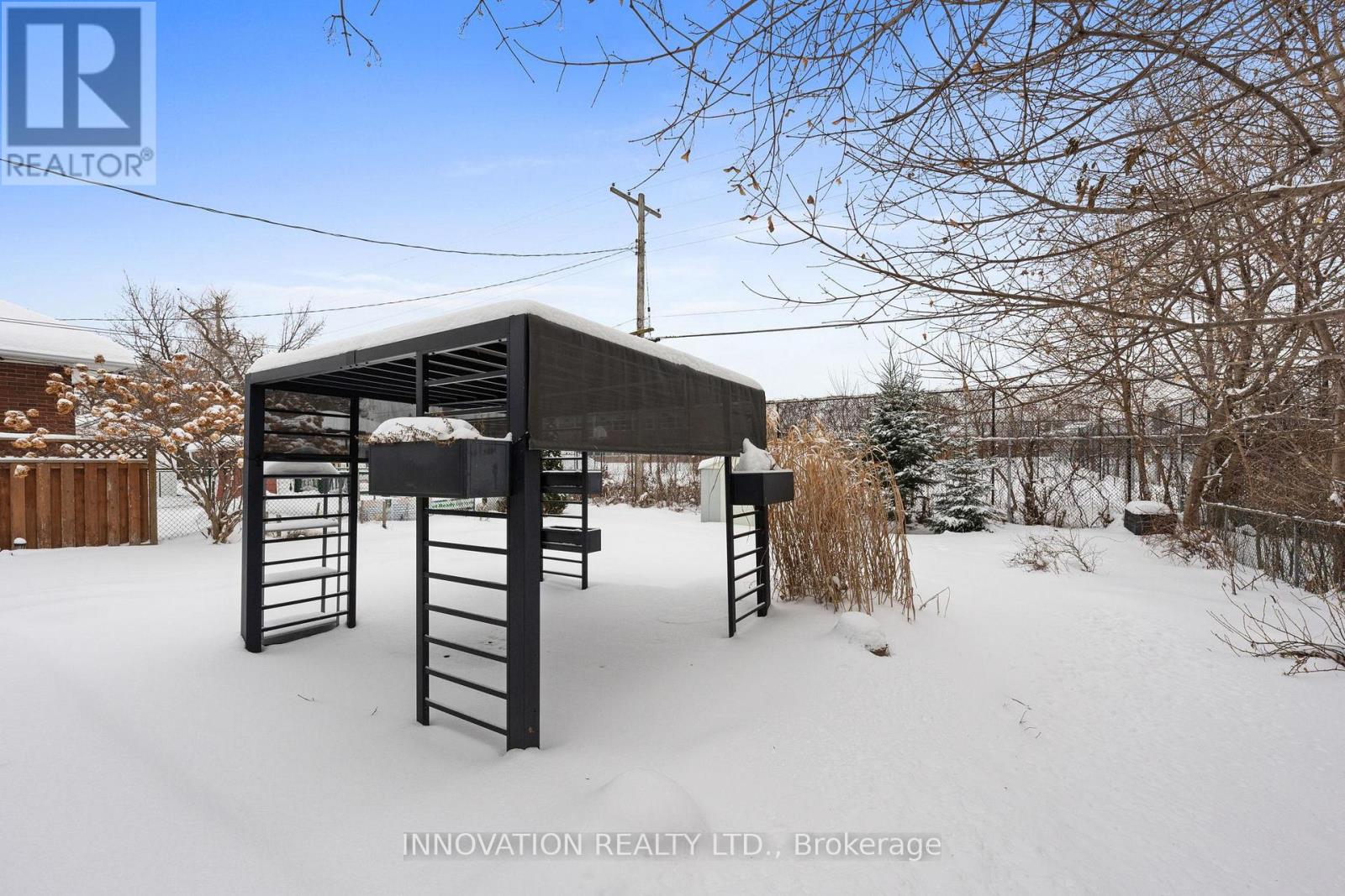 542 Wolffdale Crescent