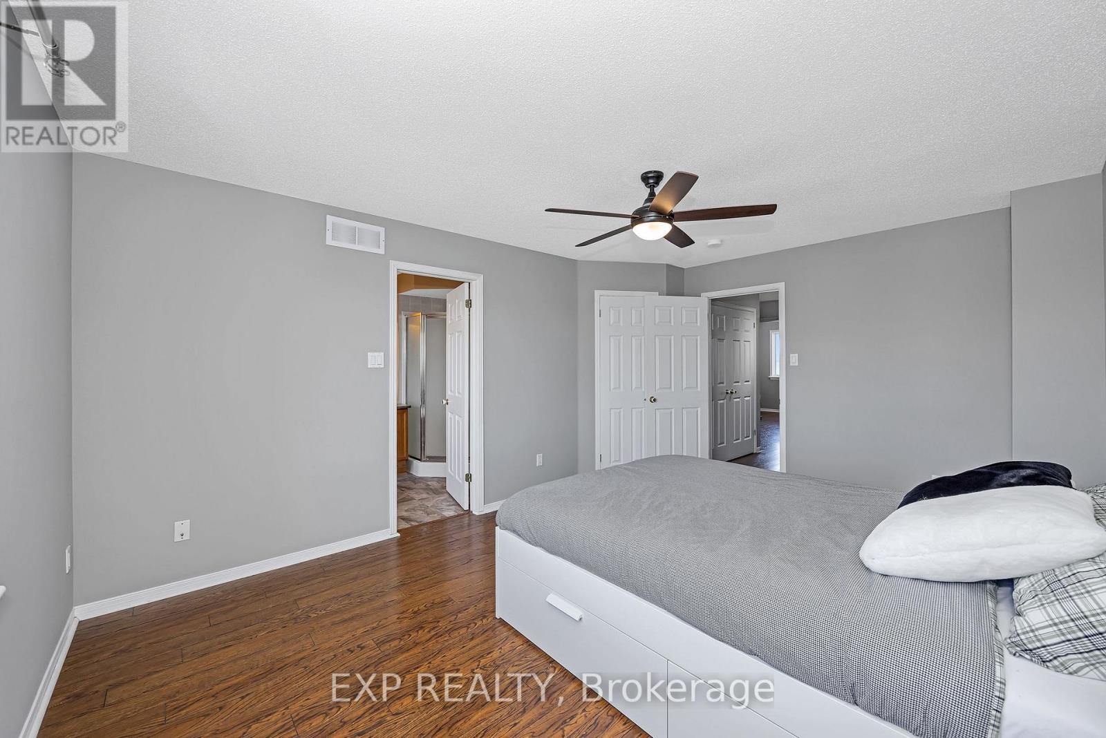 4596 Ogilvie Walk Crescent