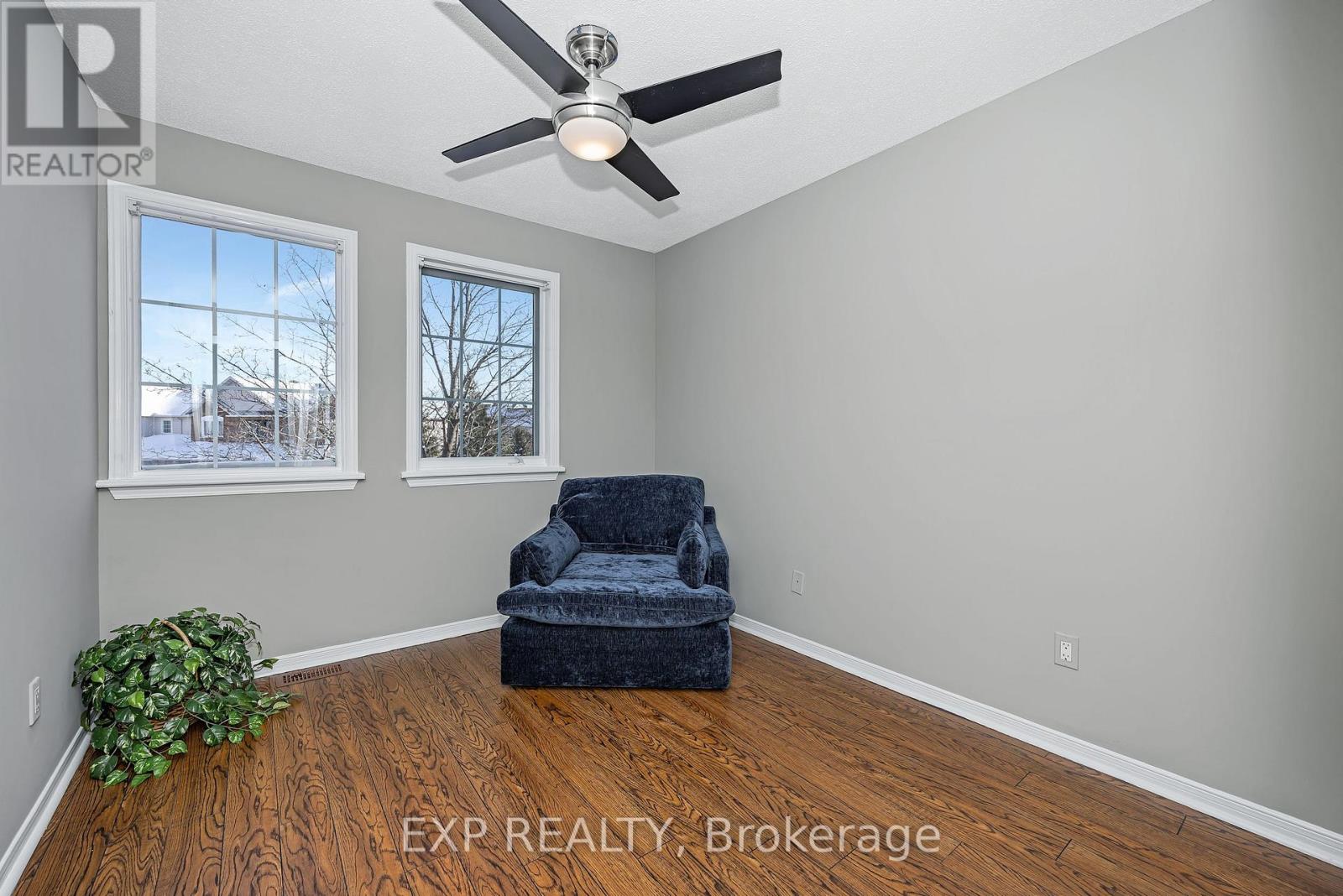 4596 Ogilvie Walk Crescent