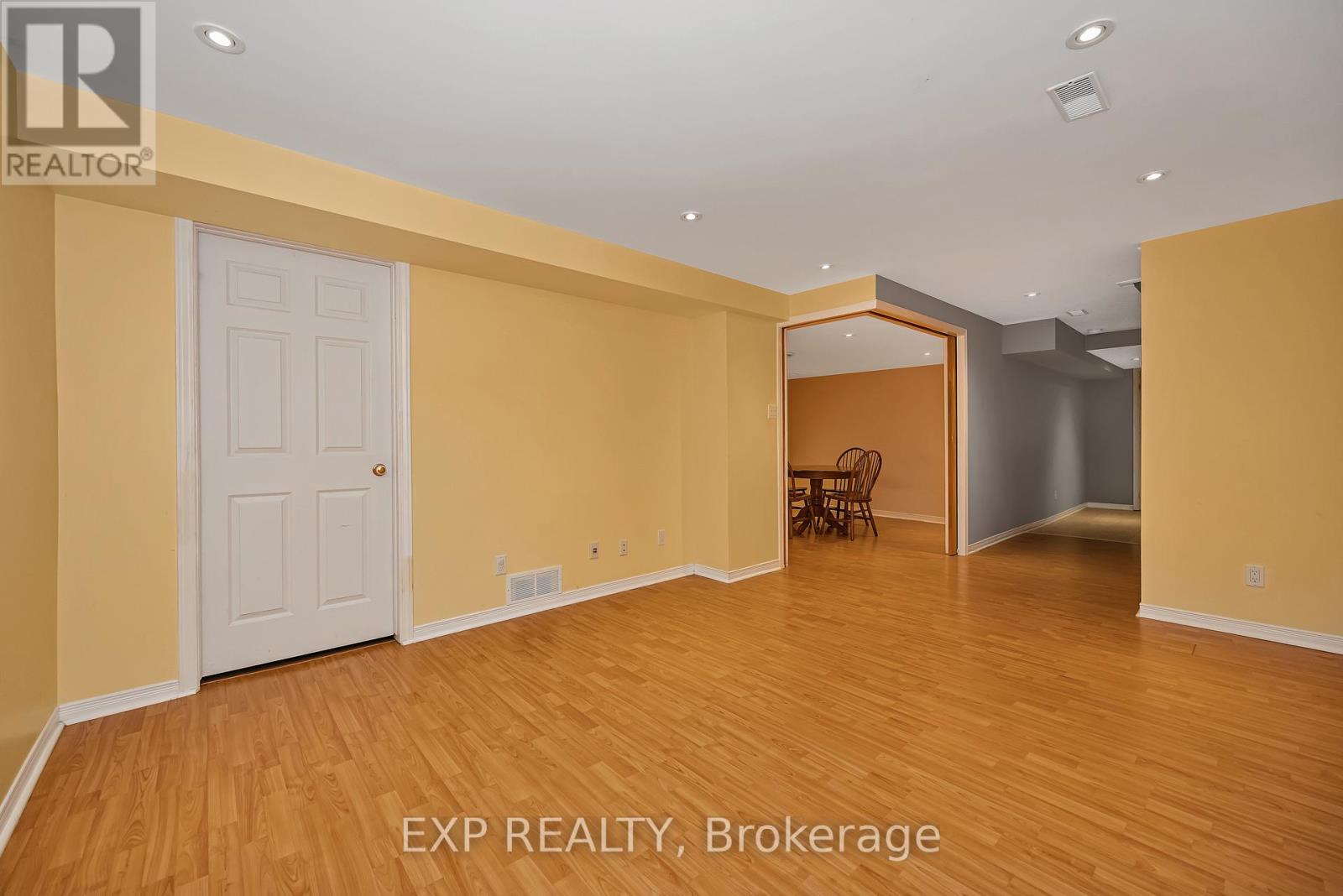 4596 Ogilvie Walk Crescent