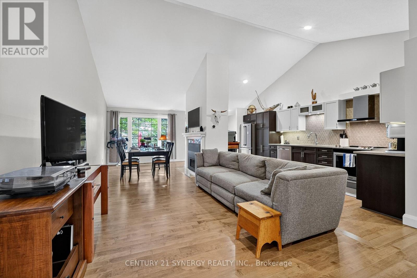 47 - 18 Oyster Bay Court