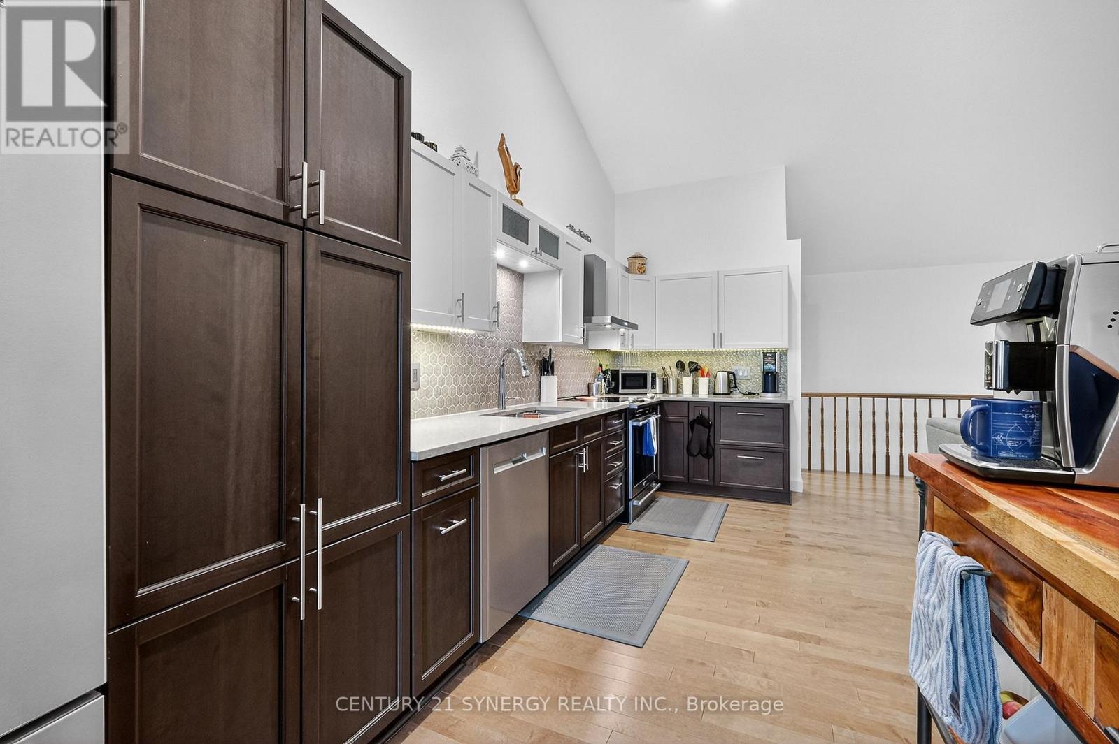 47 - 18 Oyster Bay Court