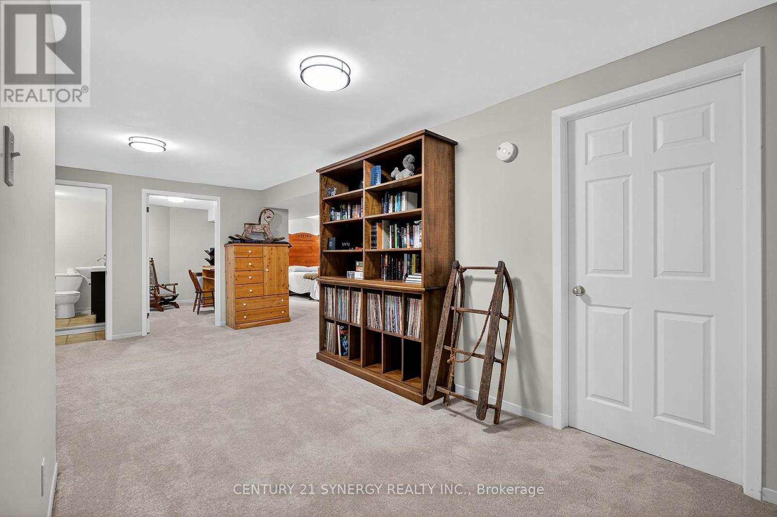 47 - 18 Oyster Bay Court