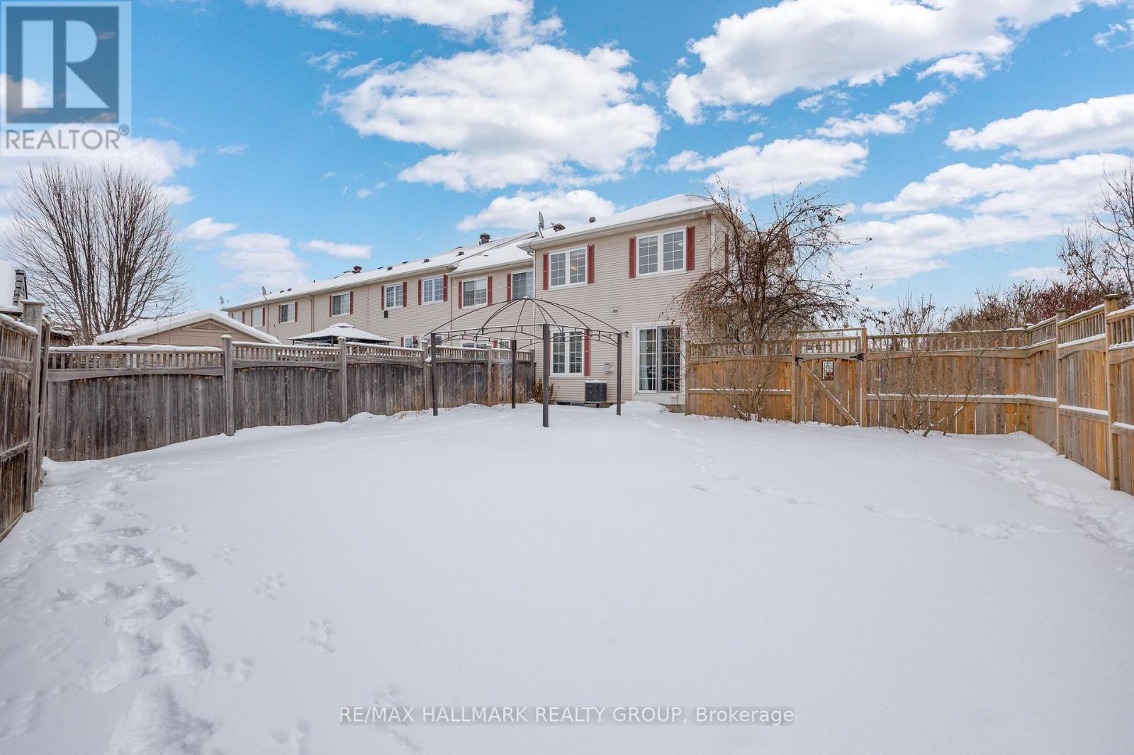 320 Silbrass Private