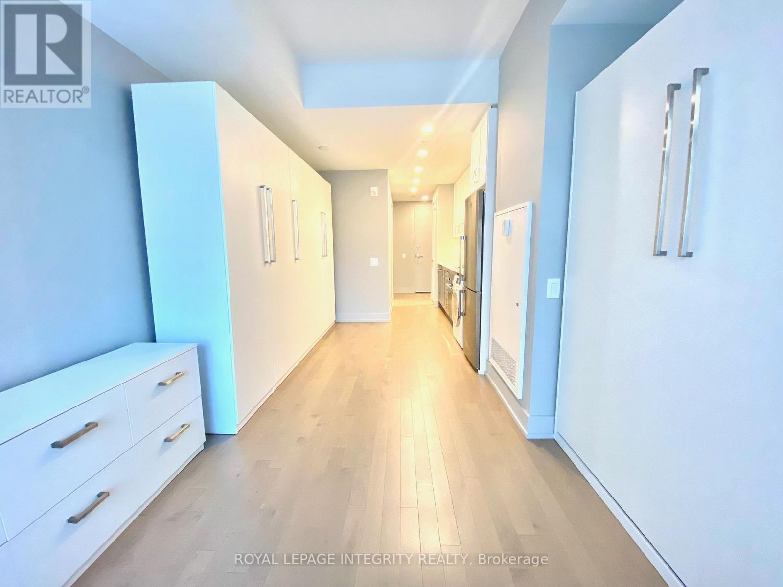 315 - 60 Springhurst Avenue