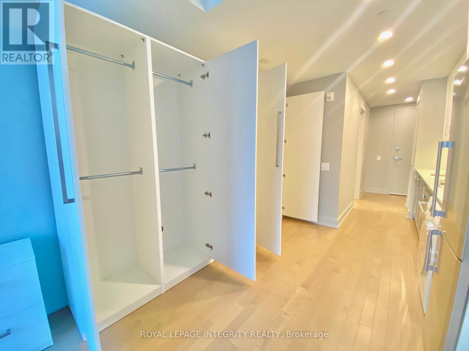 315 - 60 Springhurst Avenue