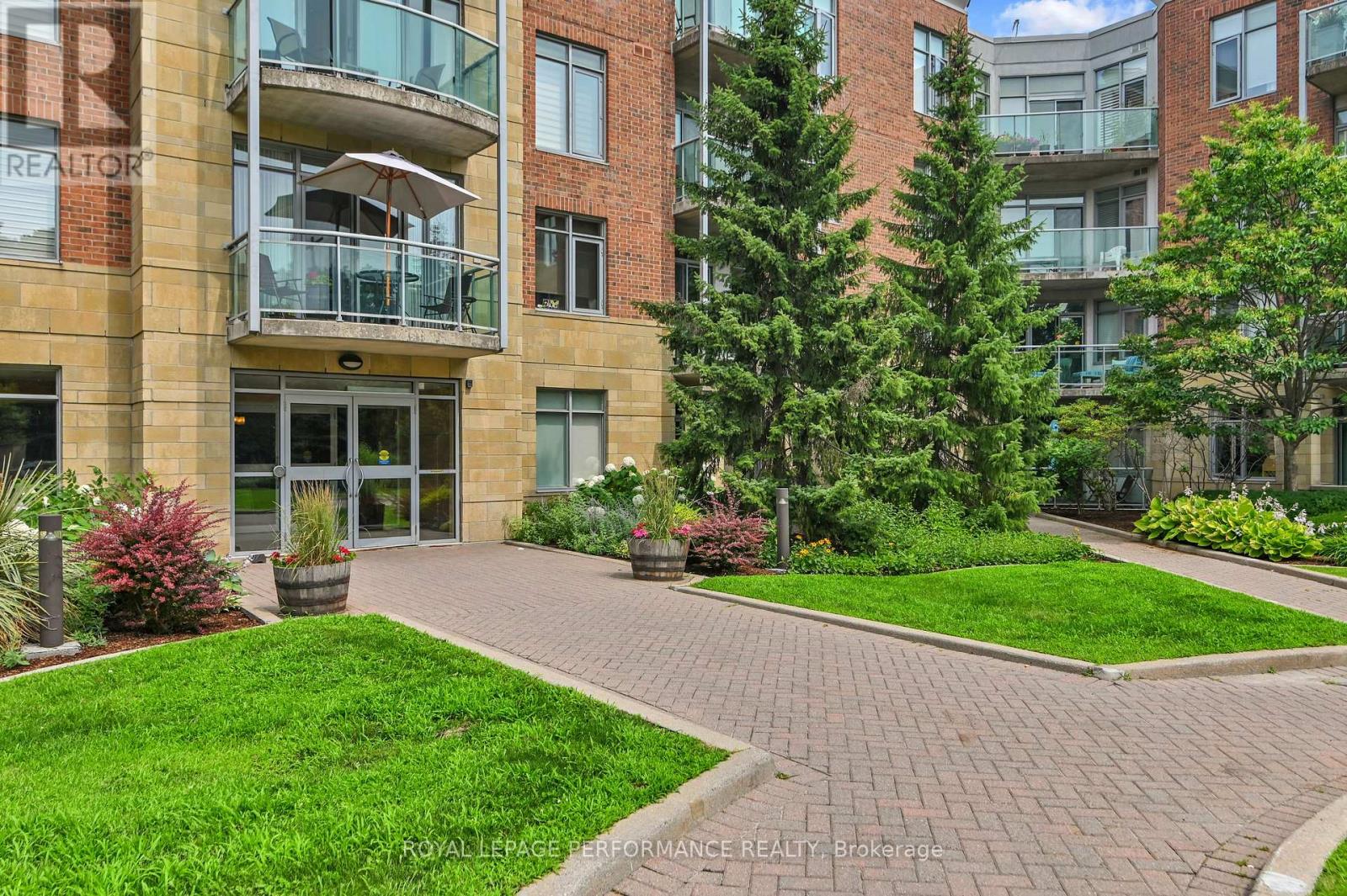 229 - 205 Bolton Street