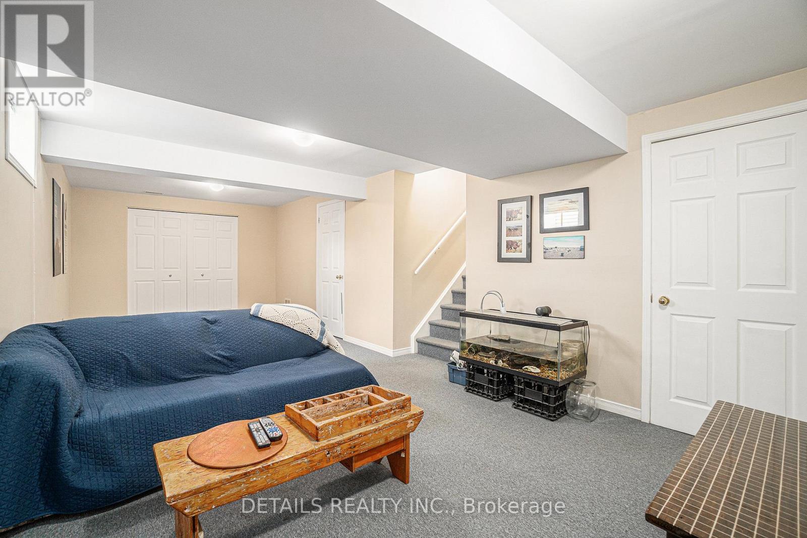 221 Macdougall Street