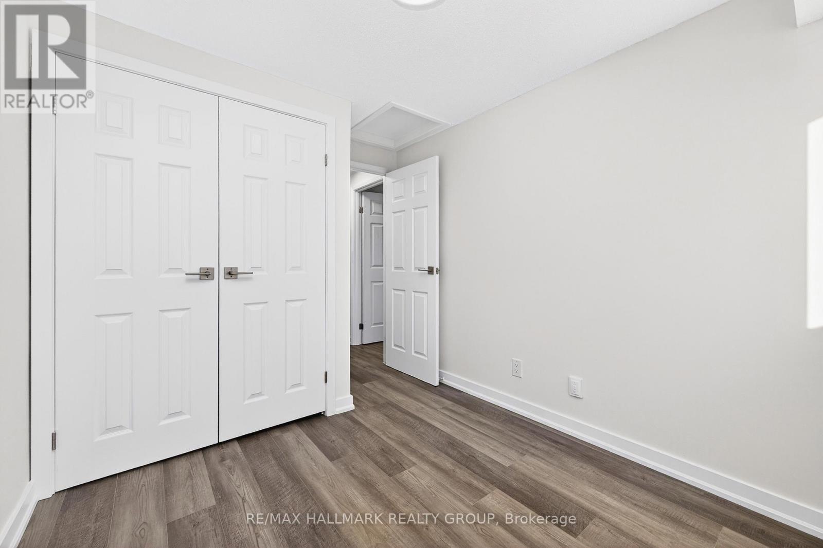 111 - 1457 Murdock Gate