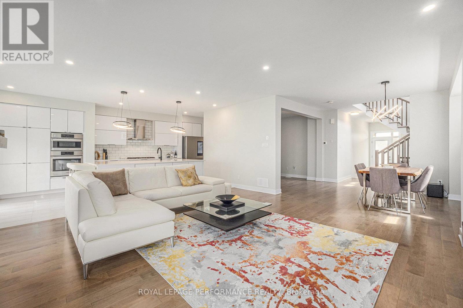 233 Beaugency Street