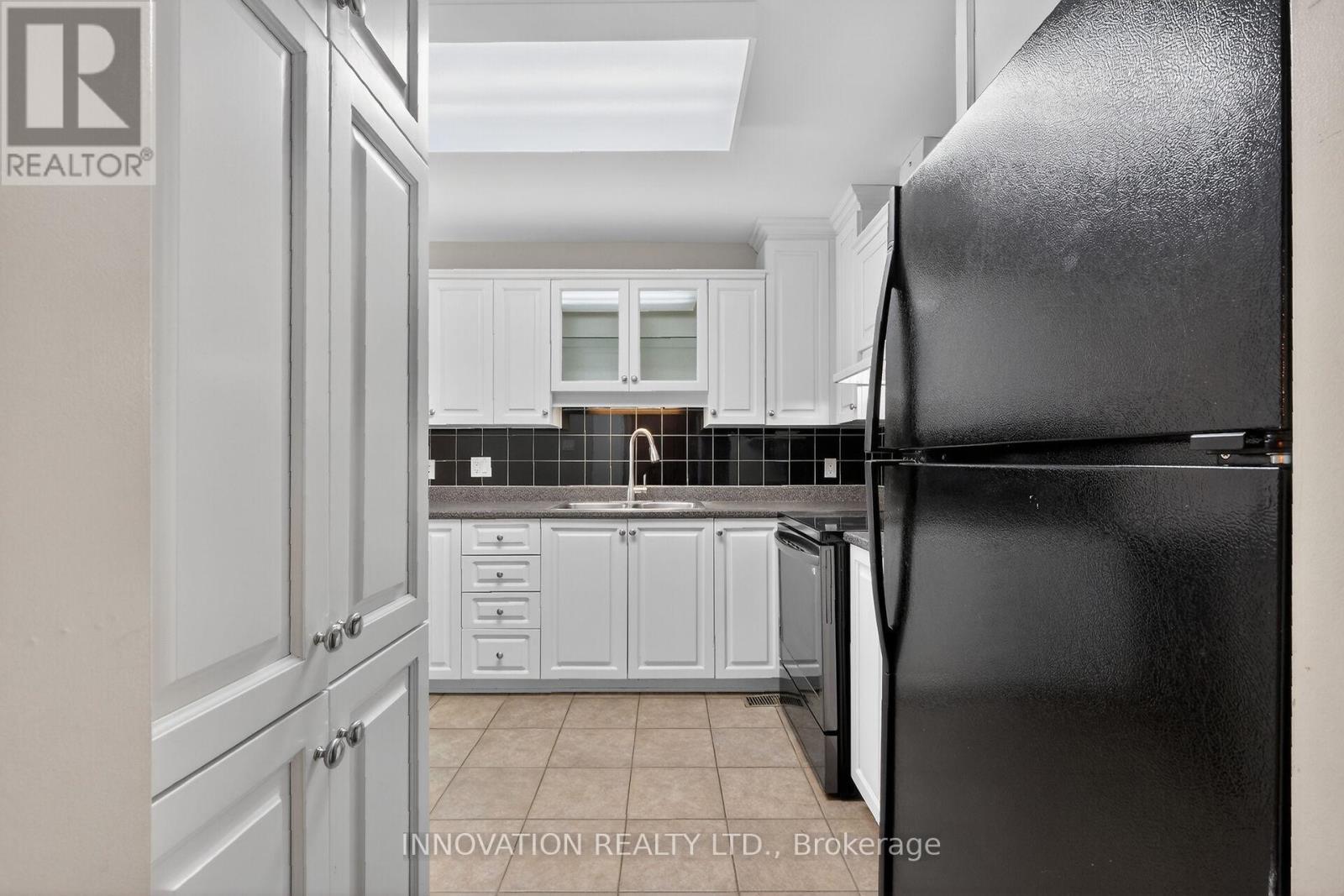 32 Kettleby Street S