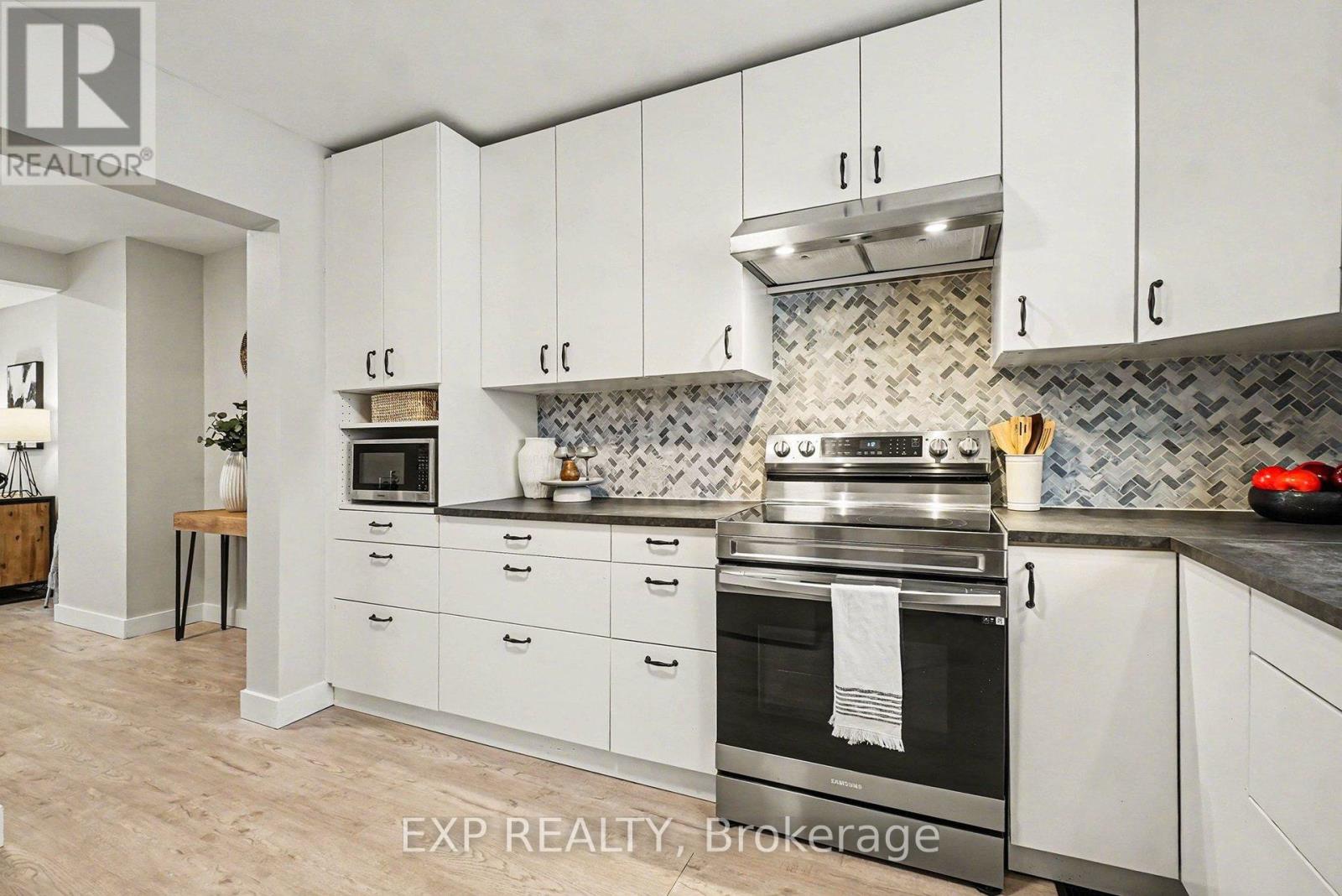 61 - 2336 Orient Park Drive