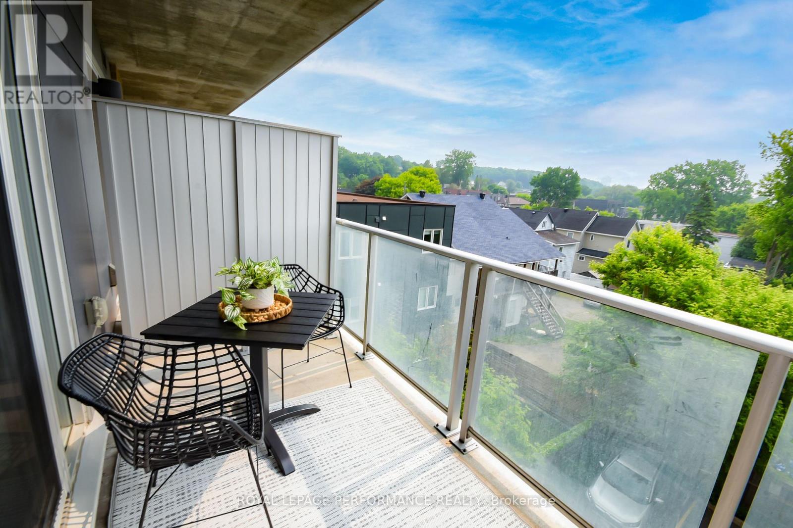 309a - 7 Marquette Avenue