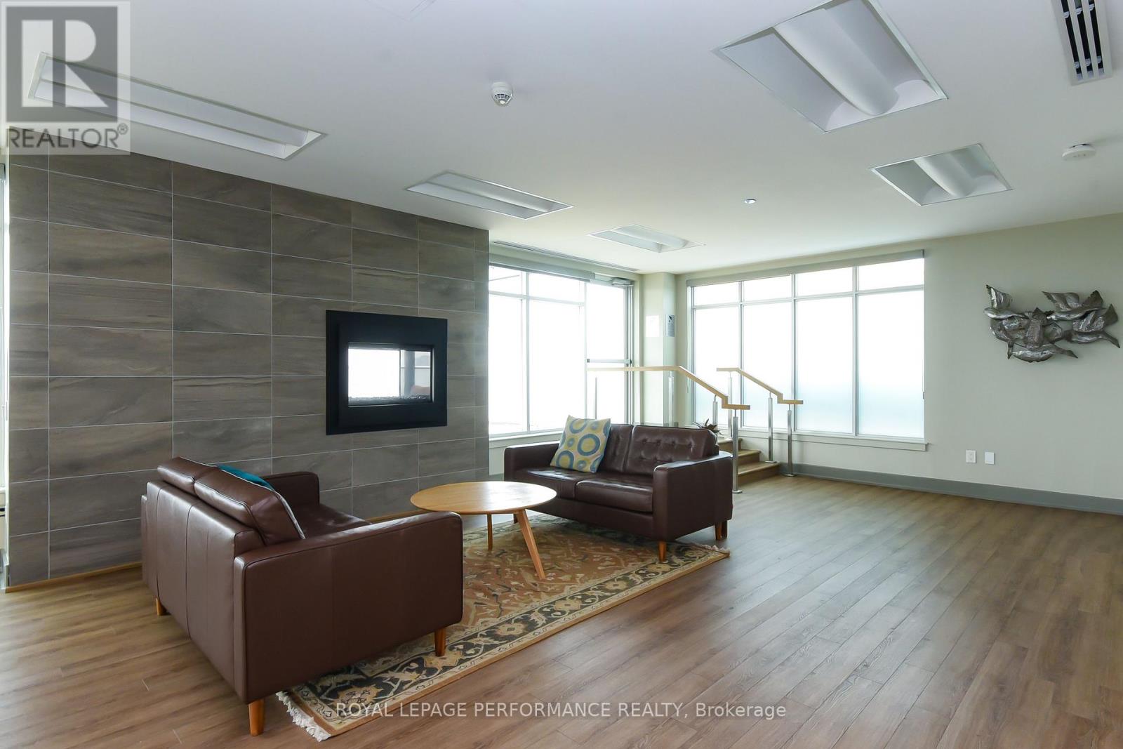 309a - 7 Marquette Avenue