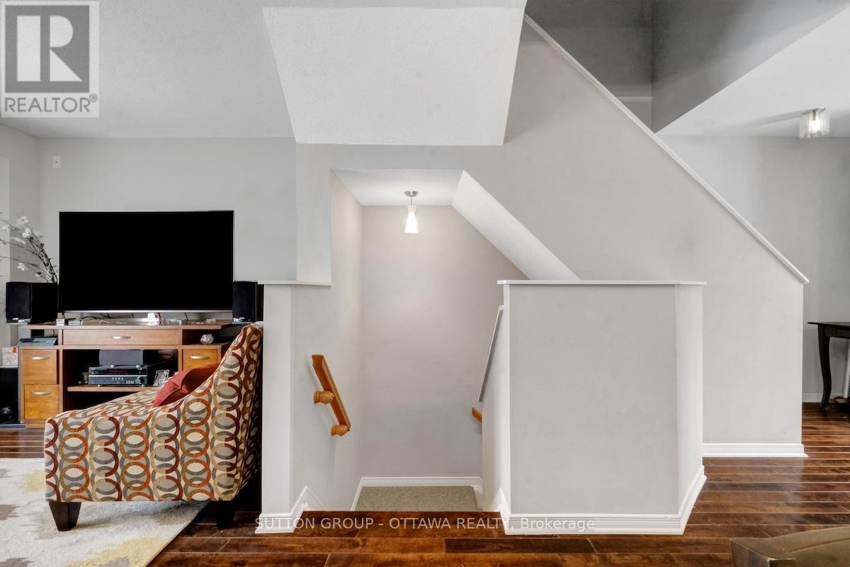 17 Glenhaven Private