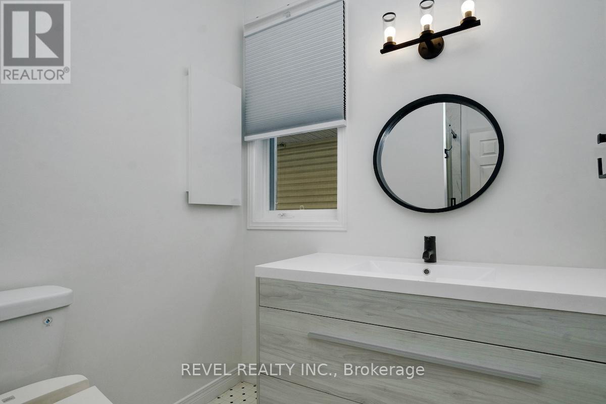 9 - 1240 Kilborn Place