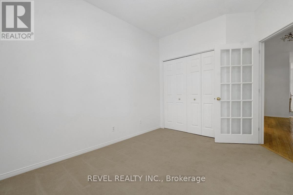 9 - 1240 Kilborn Place