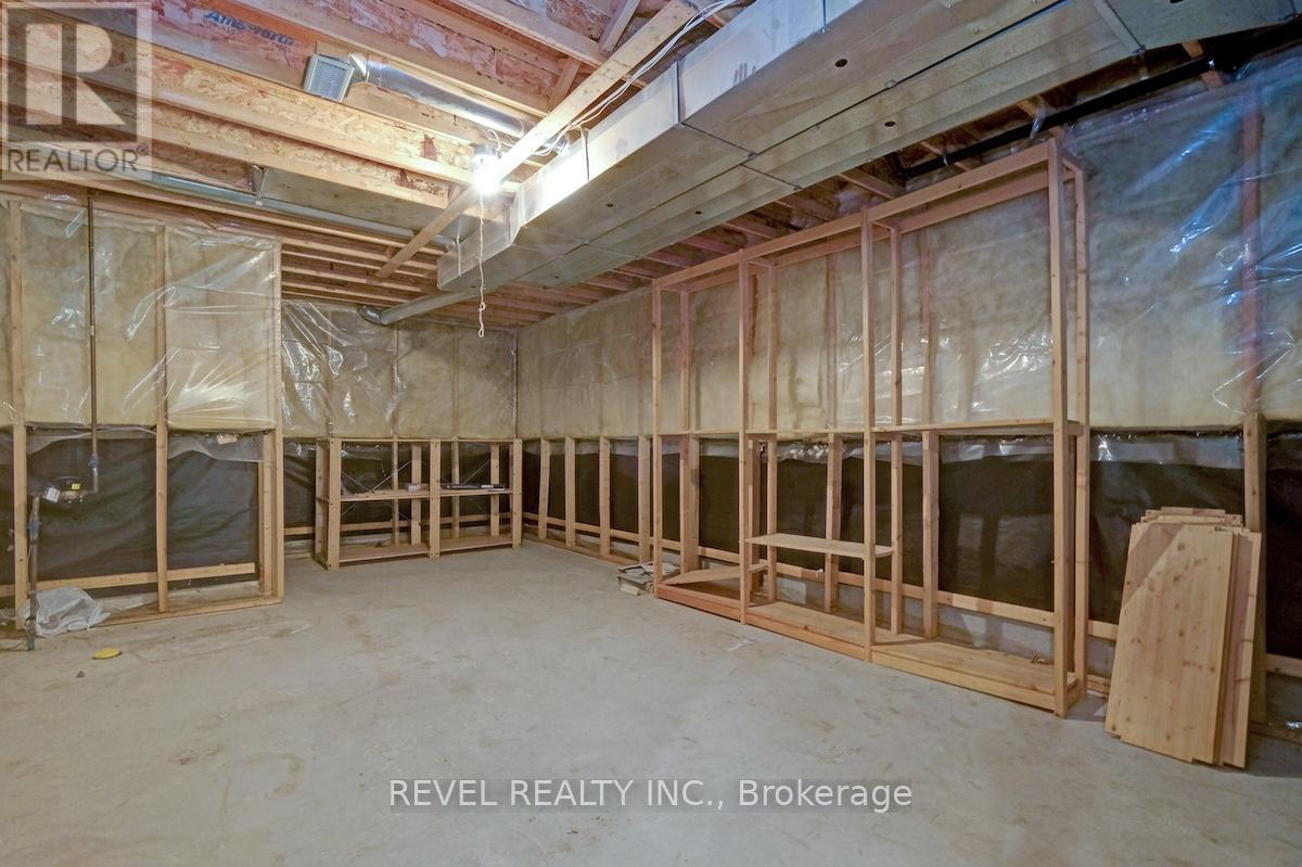 9 - 1240 Kilborn Place