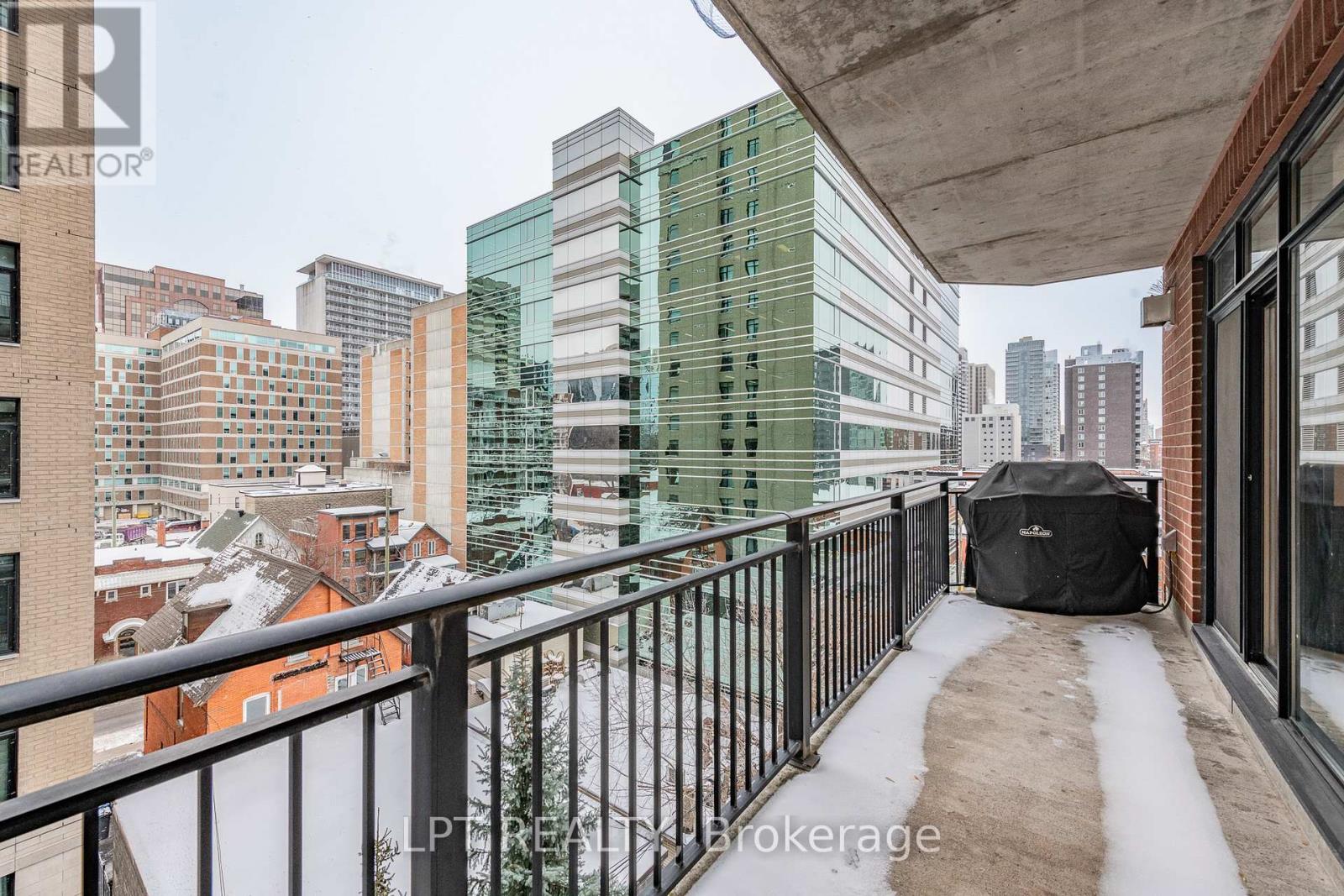 606 - 375 Lisgar Street