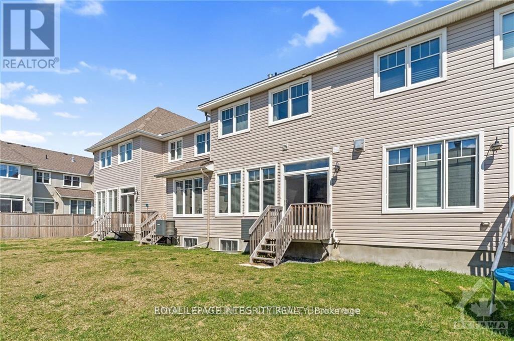 165 Angelonia Crescent