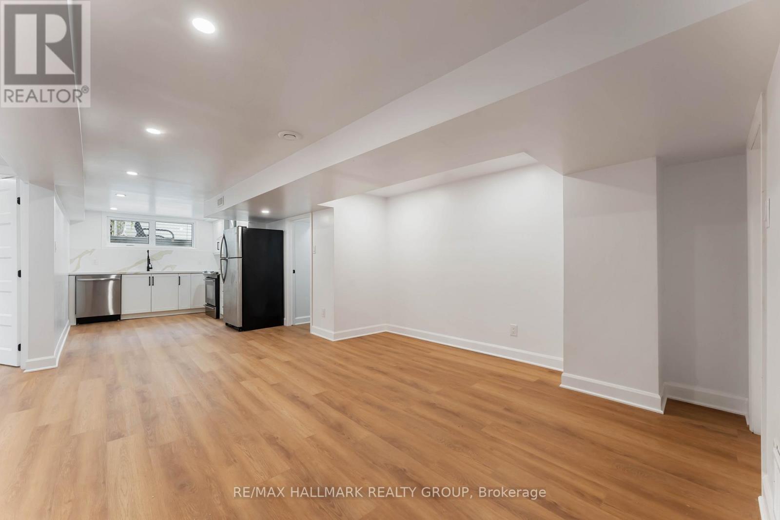 1796 Saunderson Drive