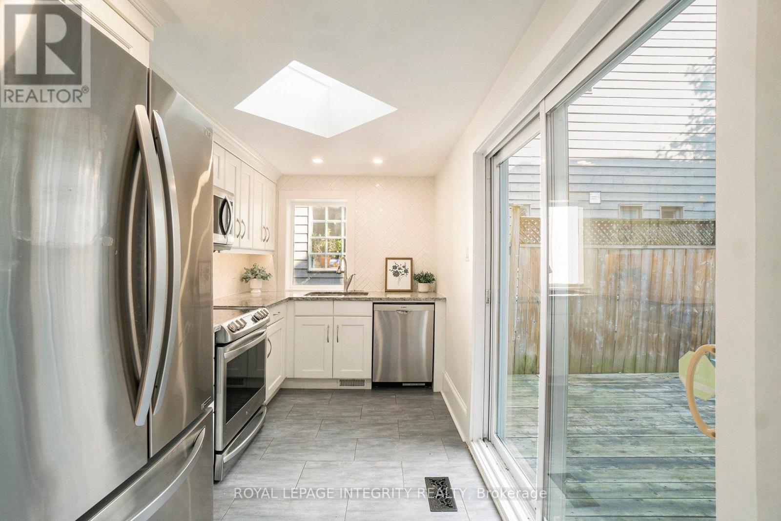 115 Springhurst Avenue