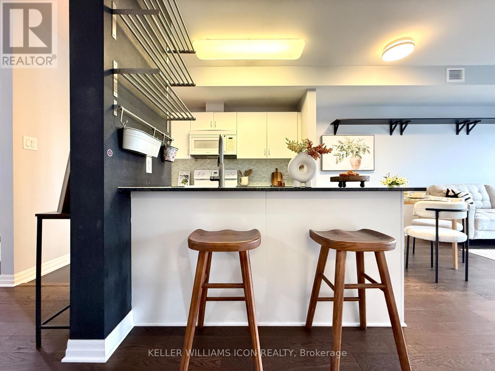 801 - 90 Landry Street