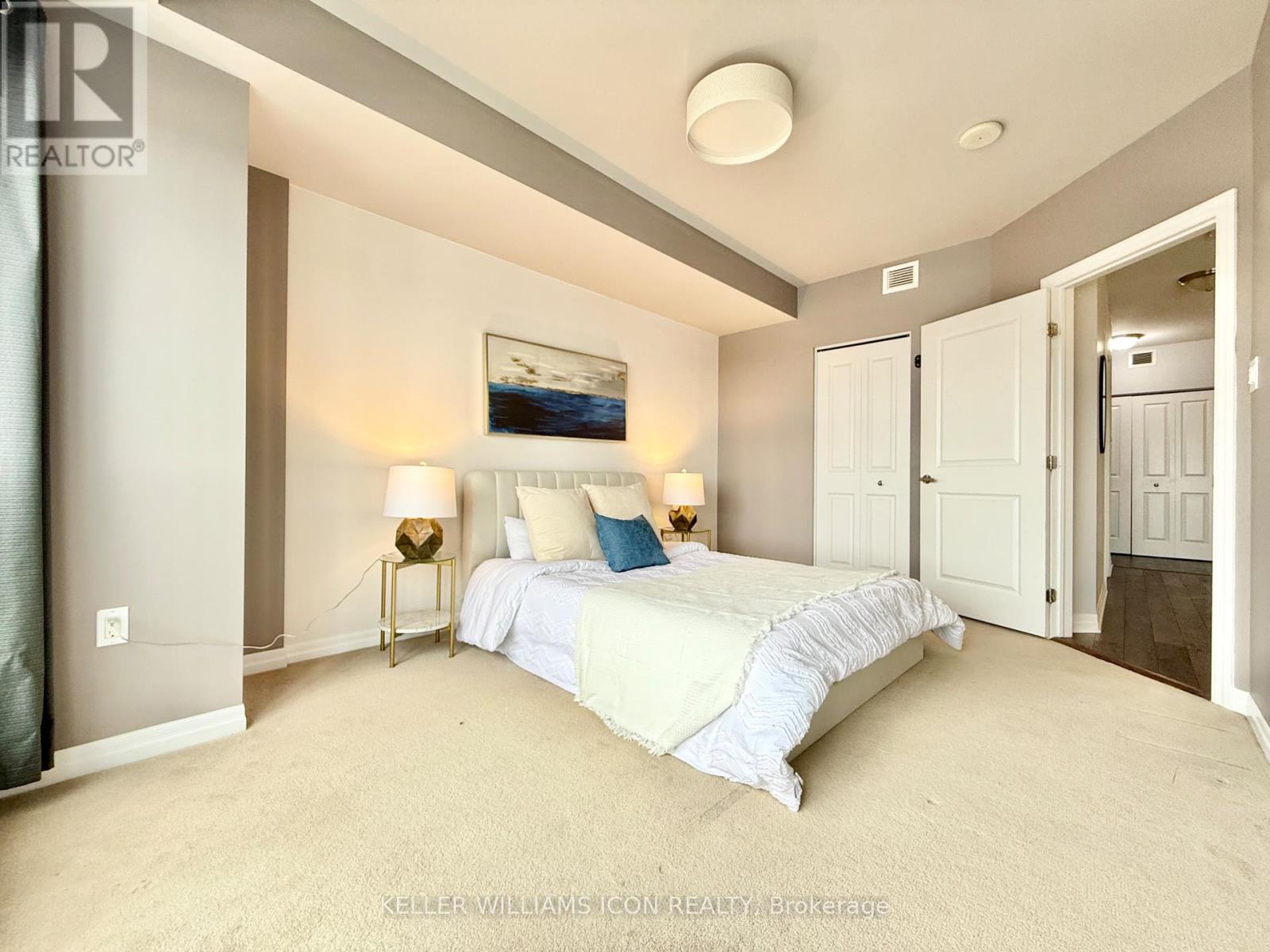 801 - 90 Landry Street