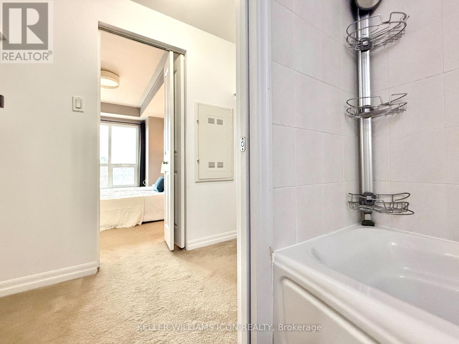 801 - 90 Landry Street