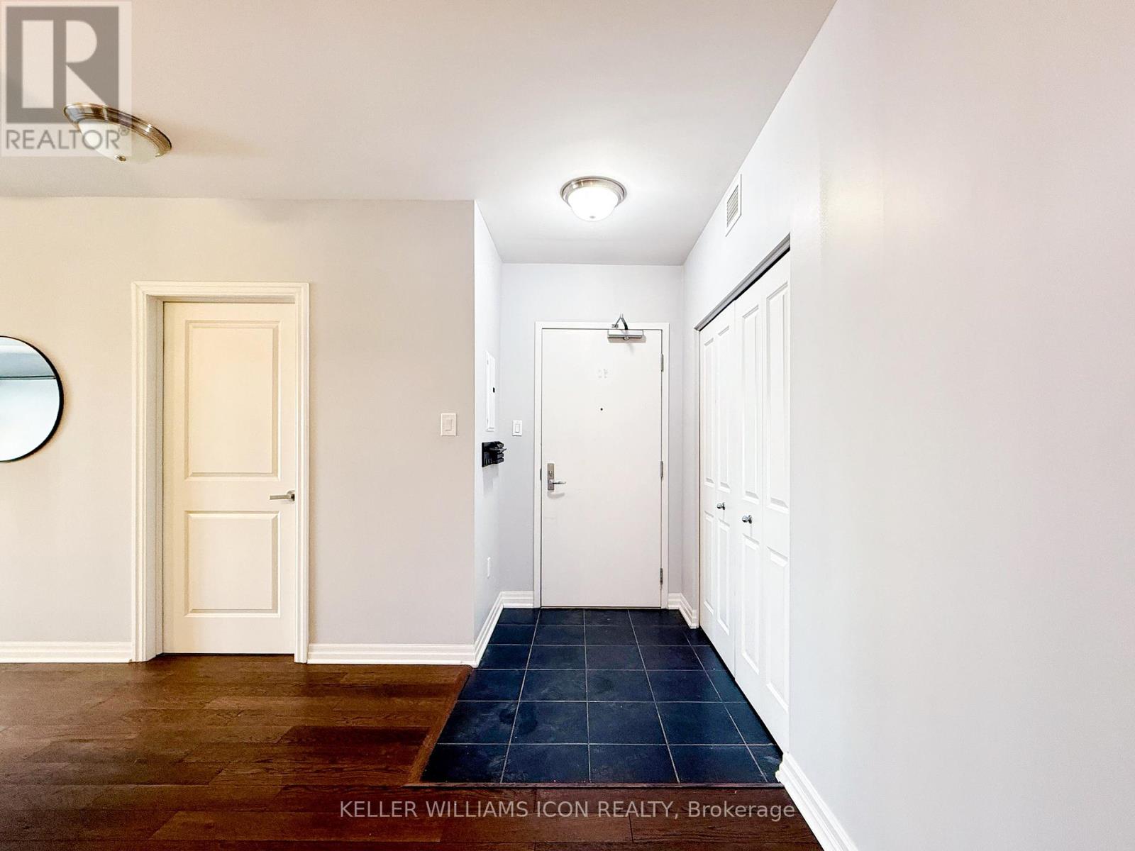 801 - 90 Landry Street